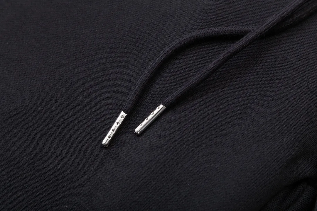 BURBERRY Classic Lo GO 、 Quality 、 、 Breathable Same Style ：Black Sizes： XS Ｓ Ｍ L